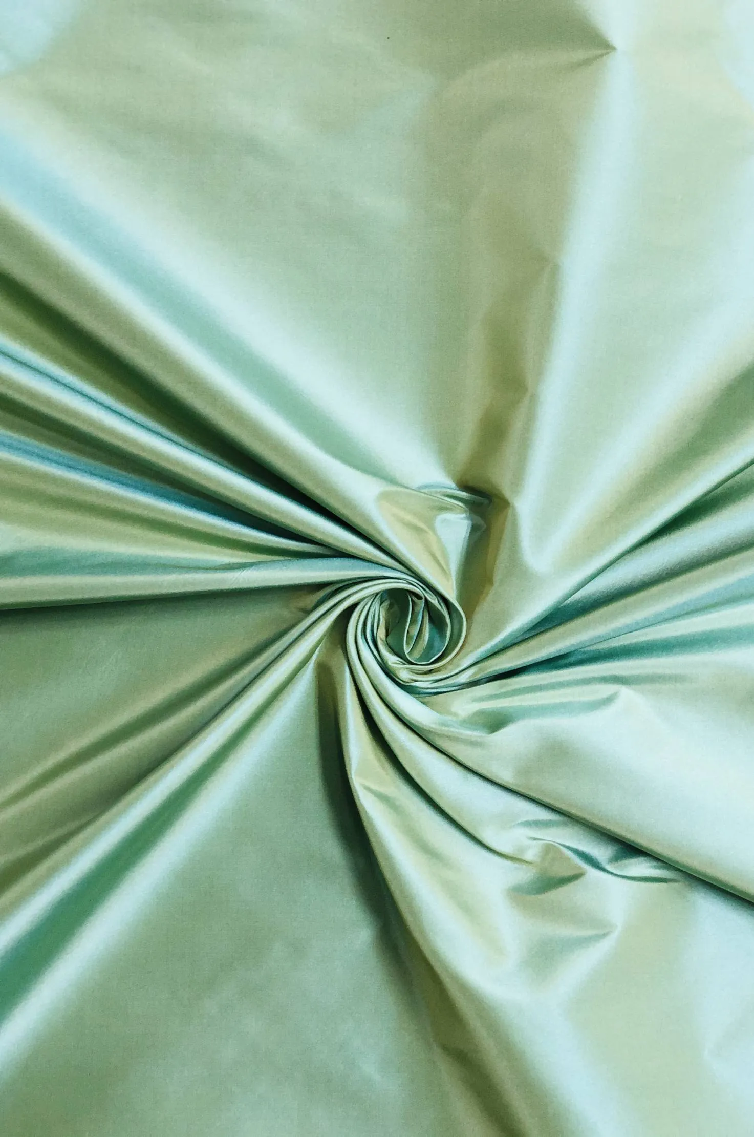 Iridescent Blue Turquoise/Aurora Taffeta Silk Fabric
